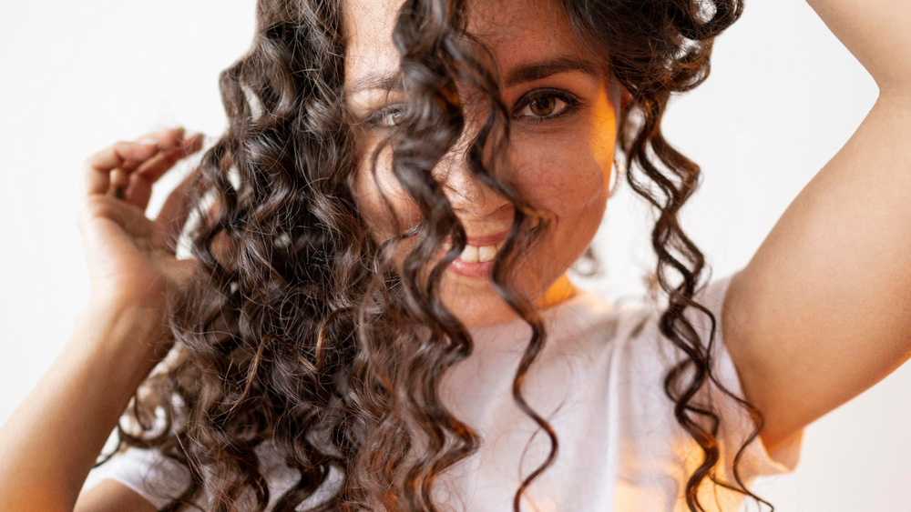 14 Creative Ways To Curl Hair Without Heat Tools │Zee Zest